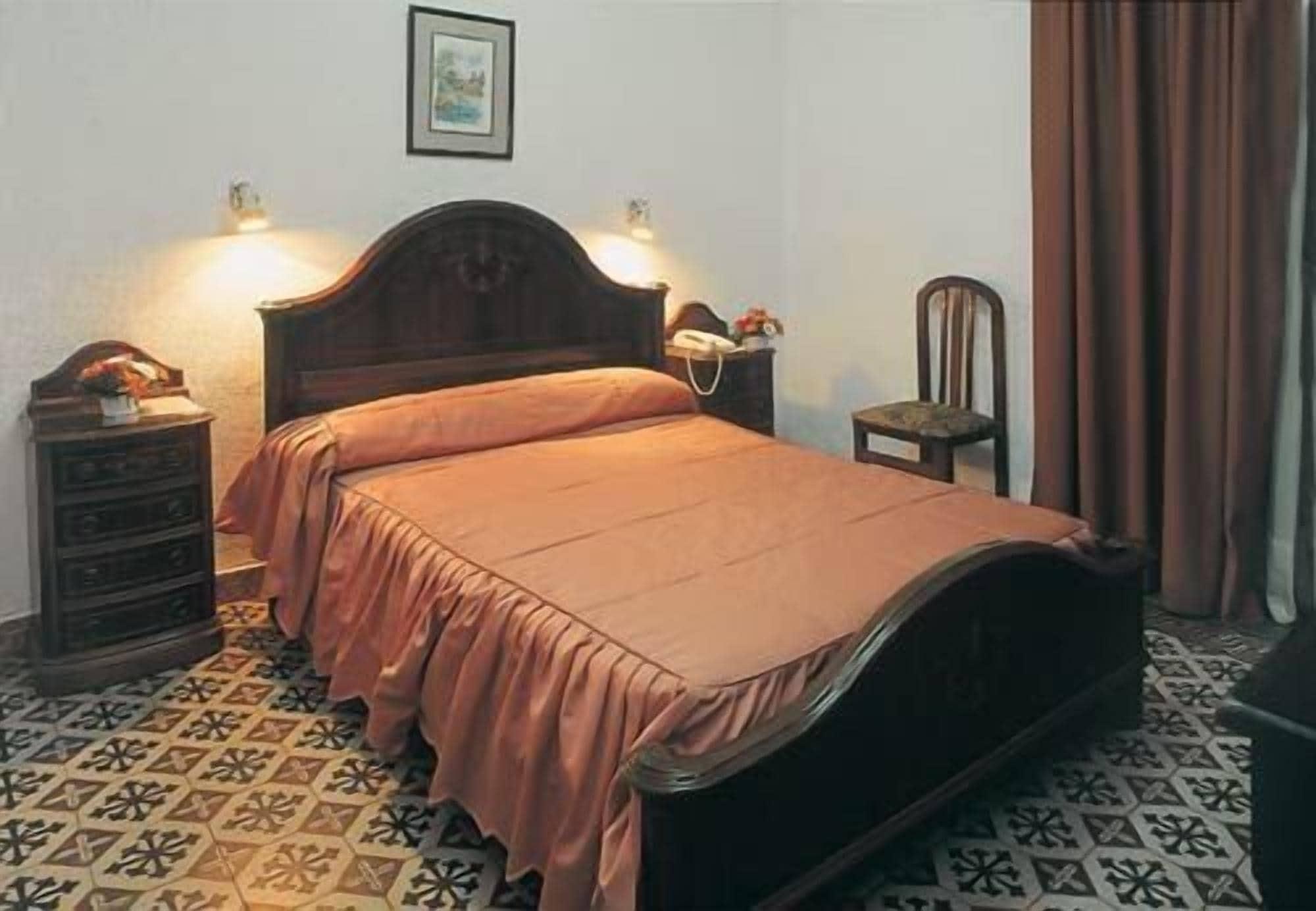Hostal Sierpes Sevilla Exterior foto